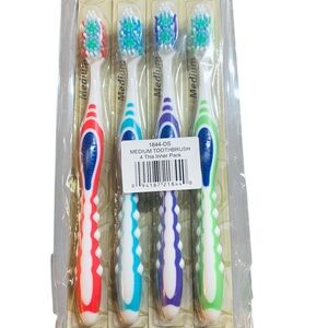 Medium Toothbrush Set - Multicolor